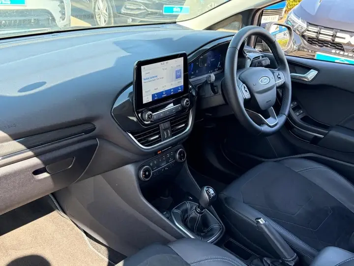 Ford Fiesta 2023 photo 2
