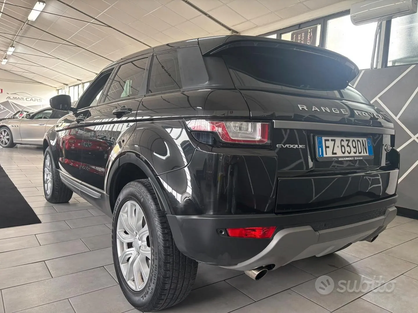 Land Rover Range Rover Evoque 2018 photo 5