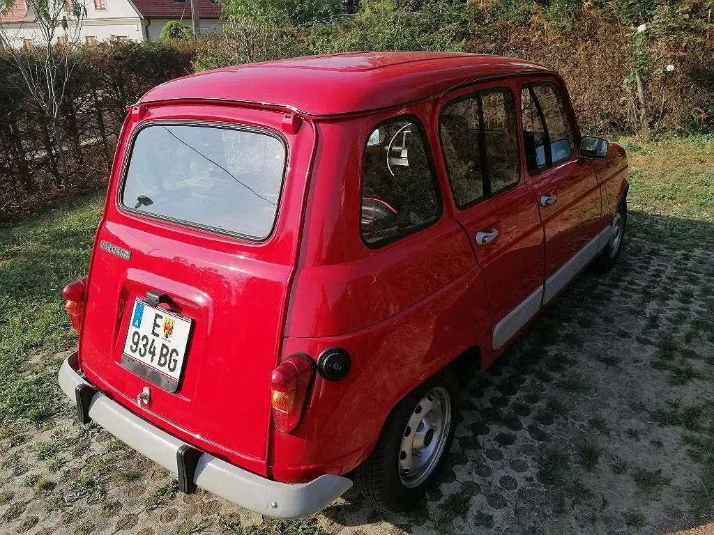 Renault R4 1989 photo 2