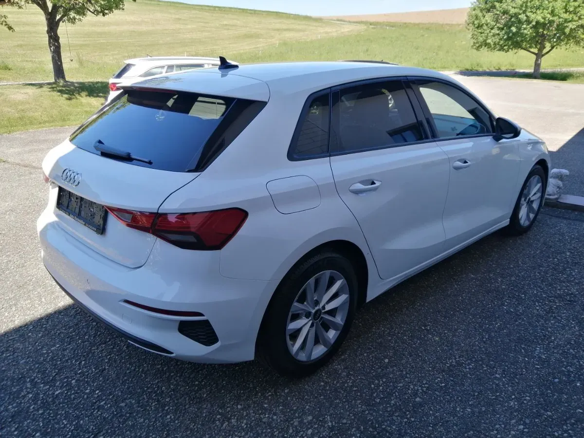 Audi A3 2022 photo 3