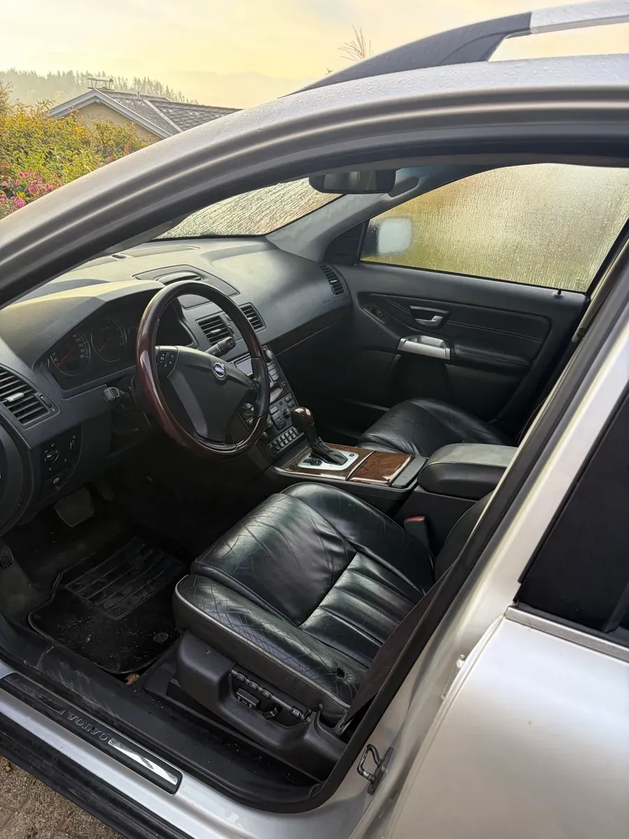 Volvo Xc90 2004 photo 2