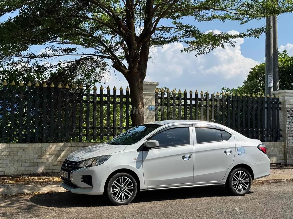 Mitsubishi Attrage 2024 photo 2