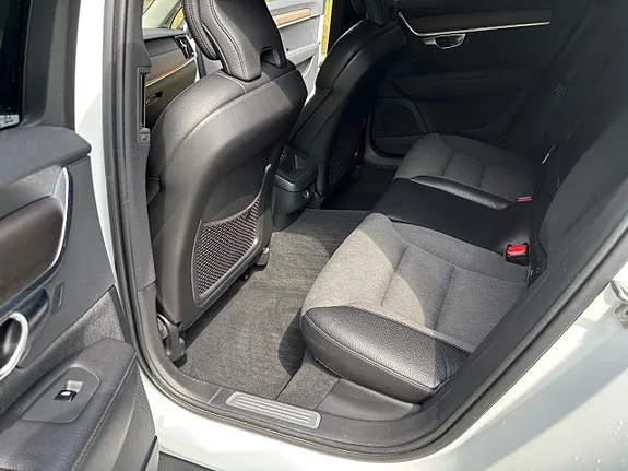 Volvo V90 Cross Country 2019 photo 4