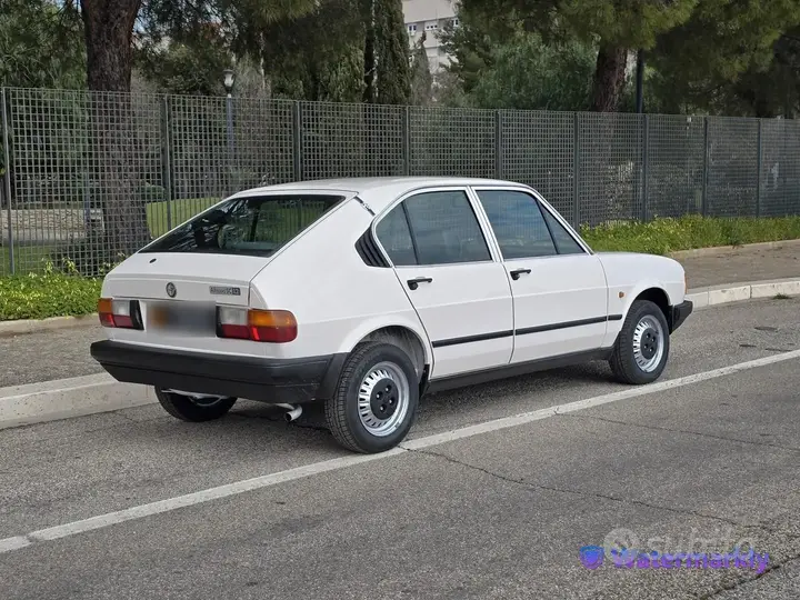 Alfa Romeo Alfasud 1983 photo 2