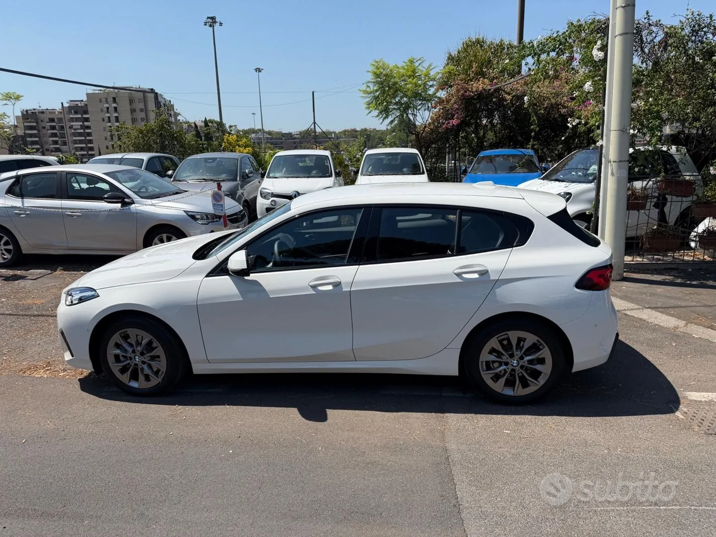 BMW 120I 2025 photo 4