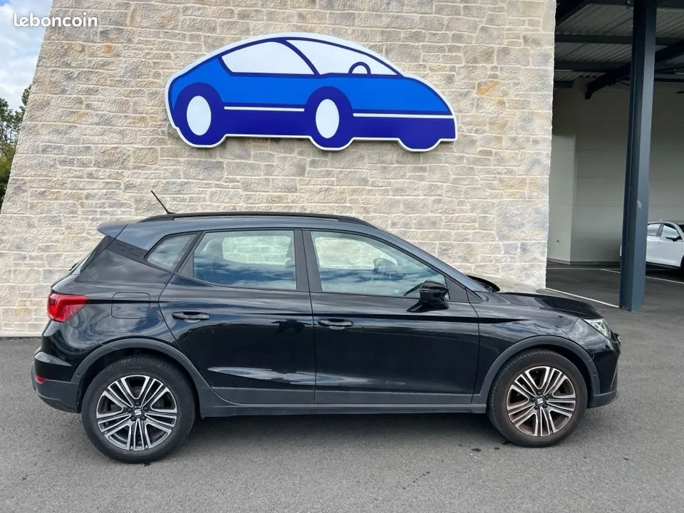 Seat Arona 2023 photo 4