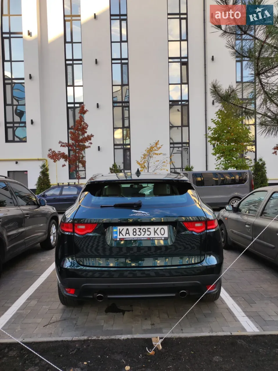 Jaguar F-Pace 2017 photo 5
