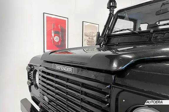 Land Rover Defender 110 2001 photo 2