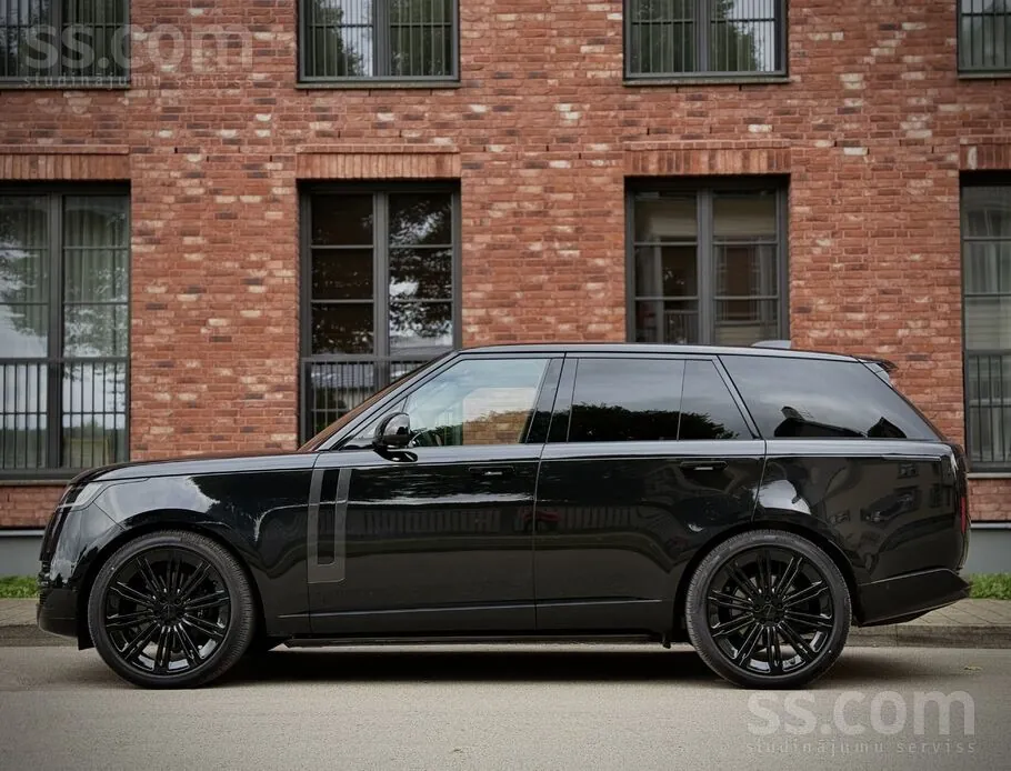 Land Rover Range Rover 2026 photo 4