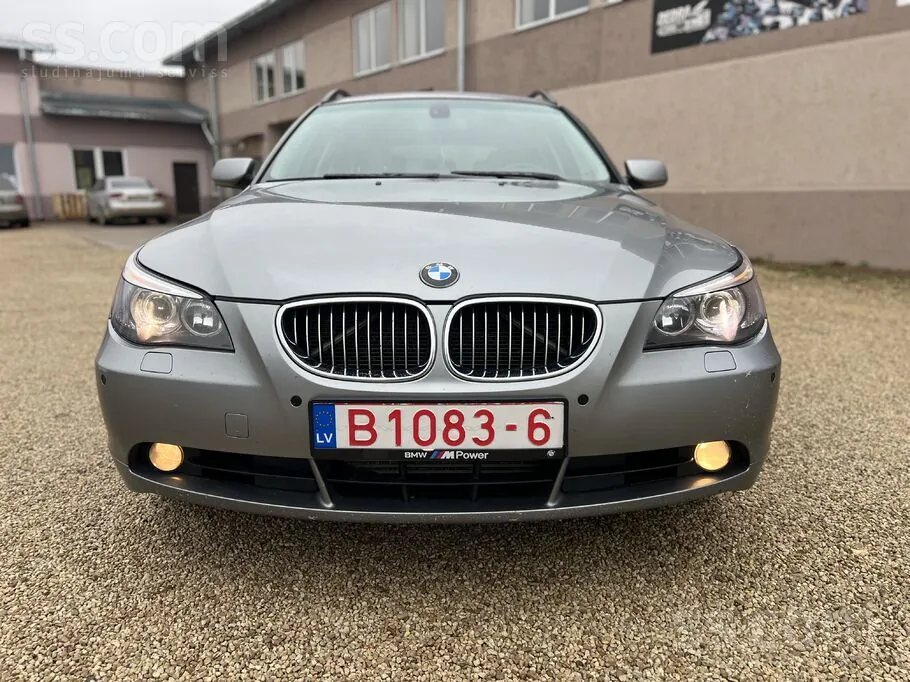 BMW 530