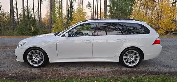 BMW 525D 2007 photo 2