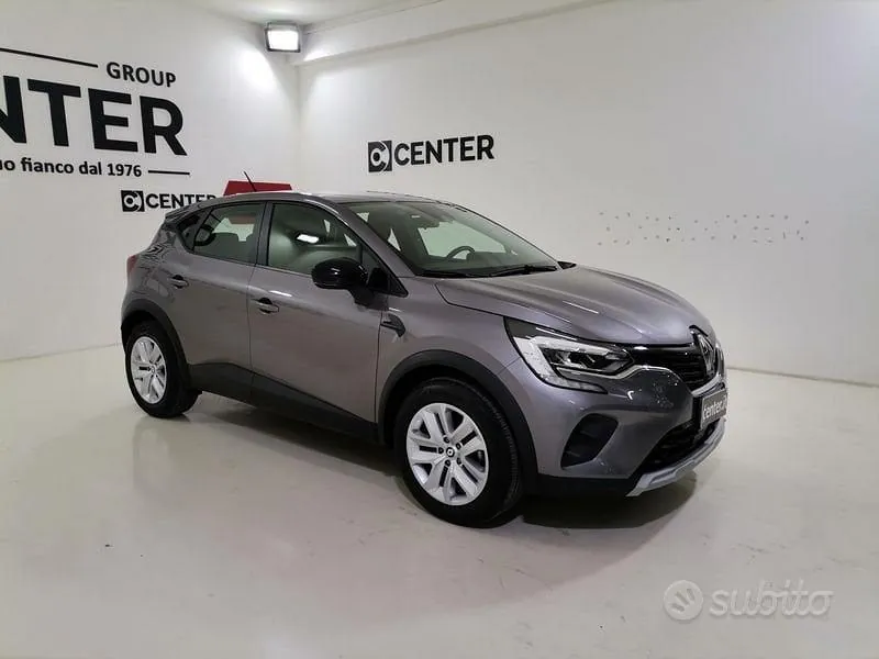 Renault Captur 2023 photo 3