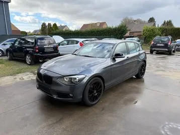 BMW 116I 2011 photo 3