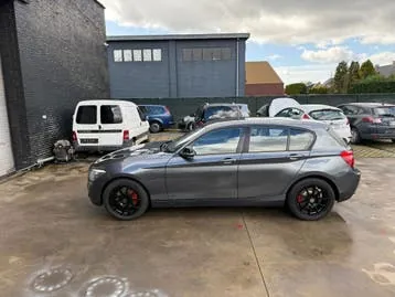 BMW 116I 2011 photo 2