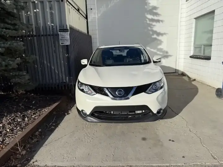 Nissan Qashqai 2018 photo 2
