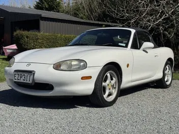 Mazda Roadster 1998 photo 3