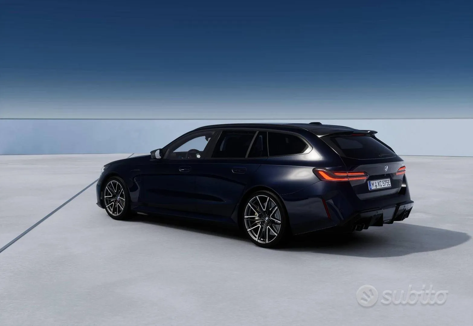BMW M5 Touring 2023 photo 2