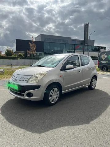 Nissan Pixo