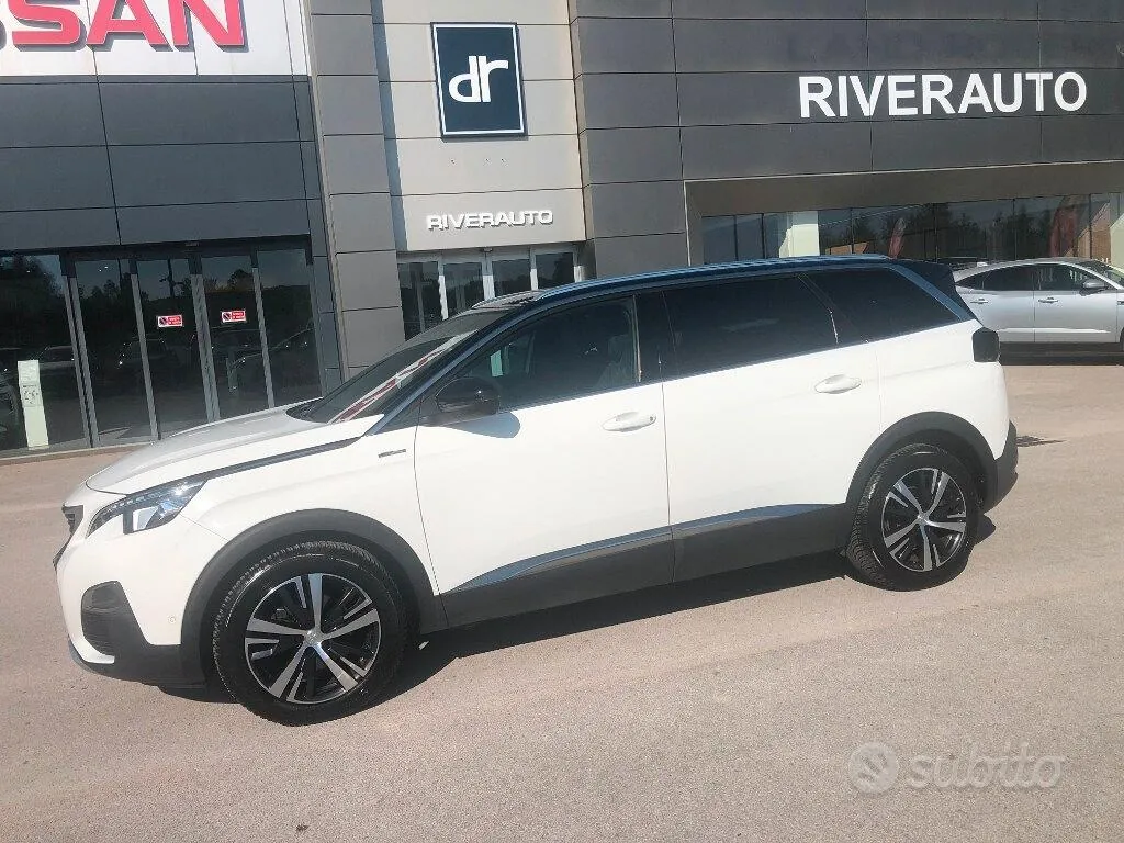 Peugeot 5008 2019 photo 5