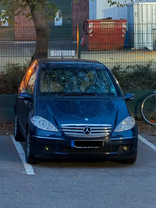Mercedes-Benz A 180