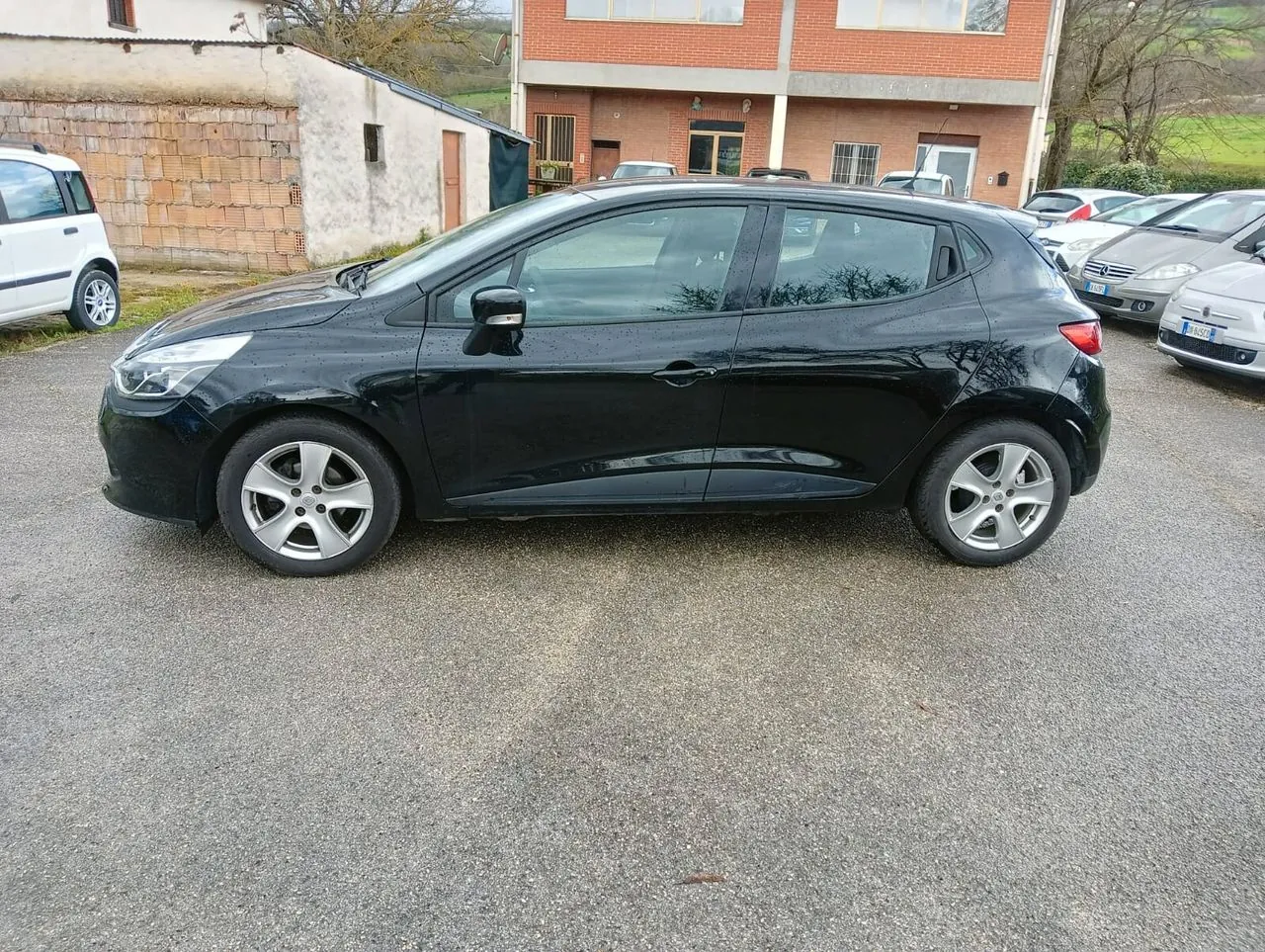 Renault Clio 2016 photo 2