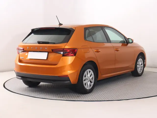 Skoda Fabia 2023 photo 4