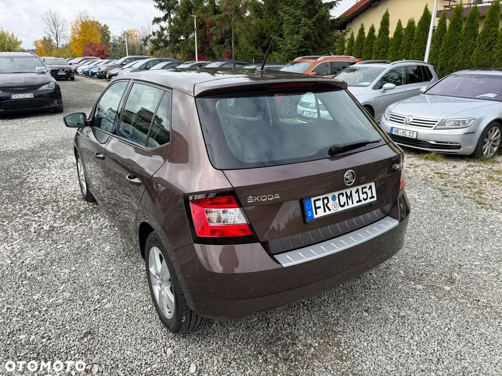 Skoda Fabia 2017 photo 4