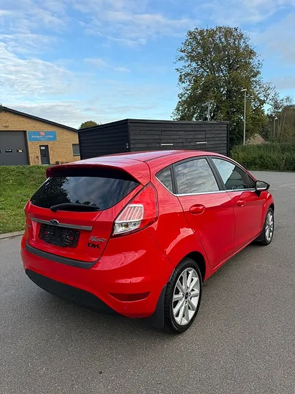 Ford Fiesta 2017 photo 2