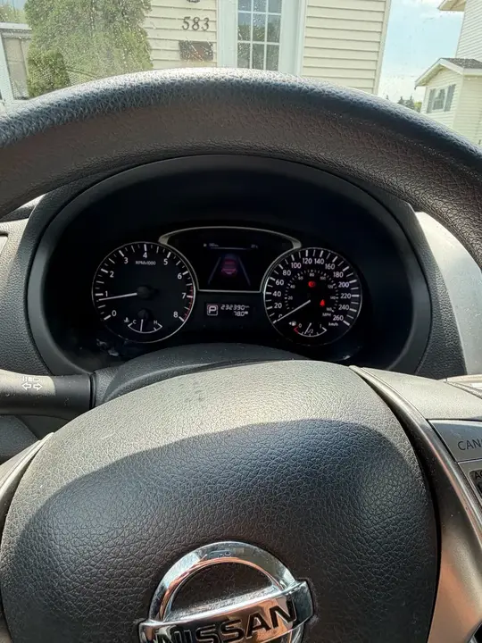 Nissan Altima 2014 photo 2