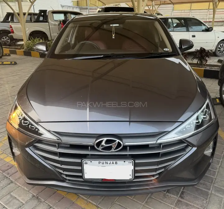 Hyundai Elantra