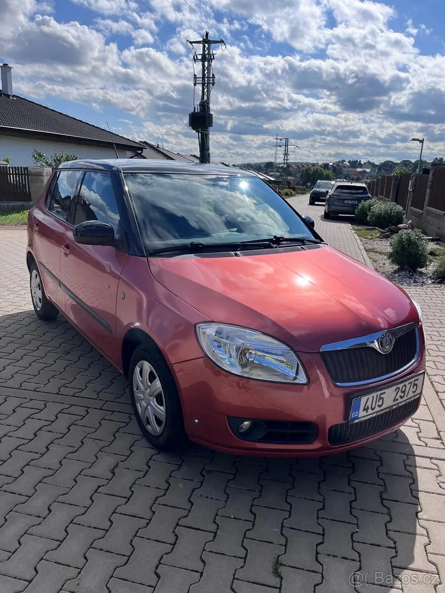 Skoda Fabia 2018 photo 2