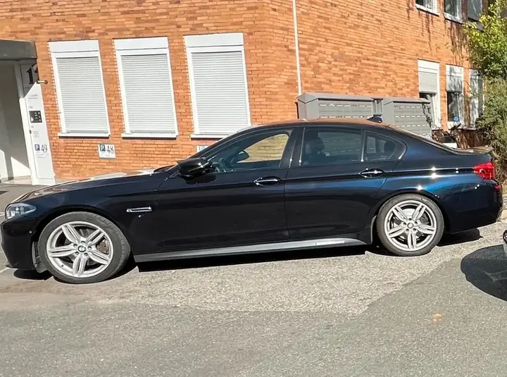 BMW 535I