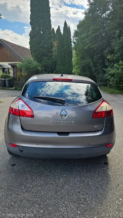 Renault Megane 2011 photo 3