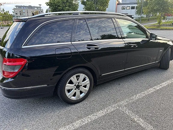 Mercedes-Benz C200 D 2010 photo 4