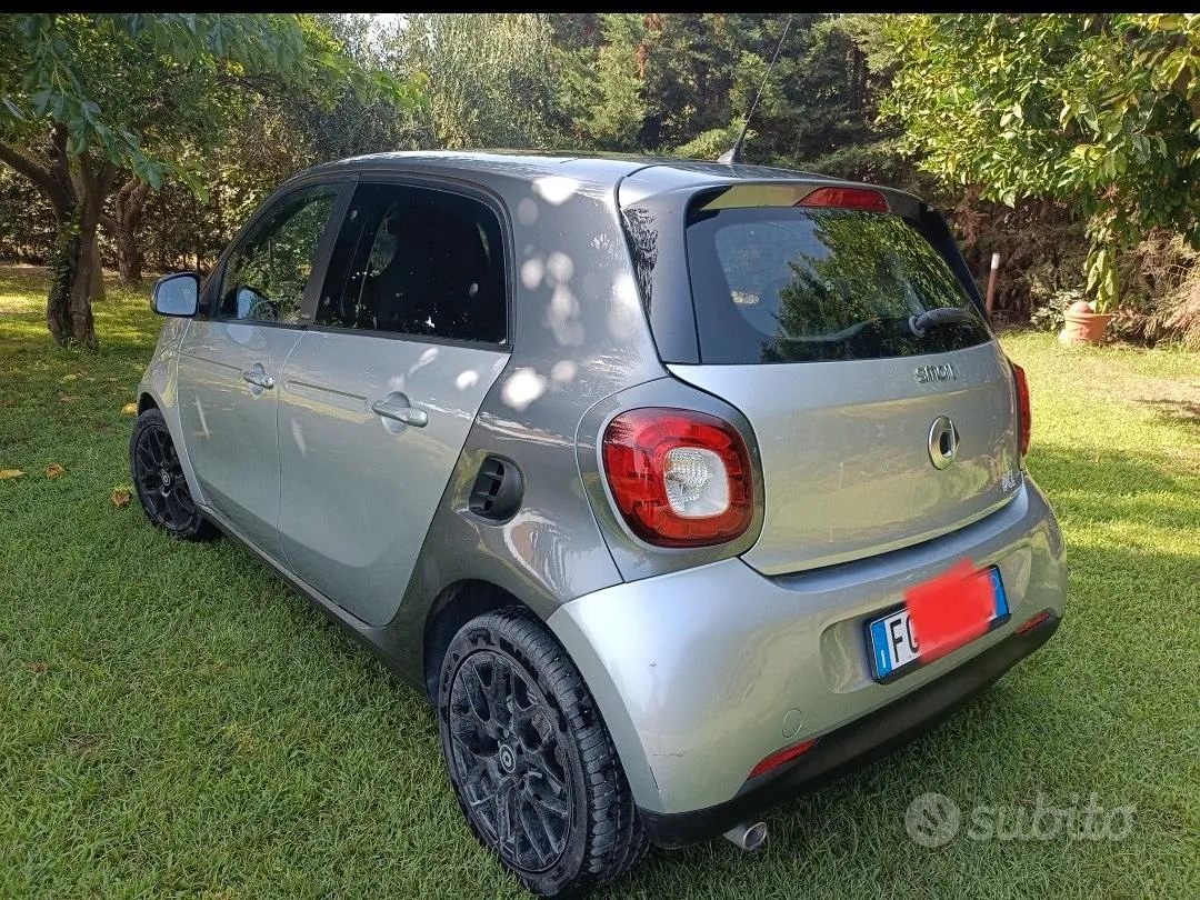 Smart Forfour 2016 photo 2