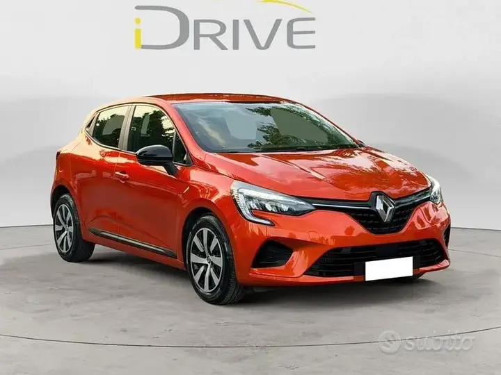 Renault Clio 2023 photo 2
