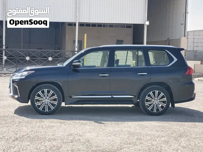 Lexus Lx 570 2017 photo 4
