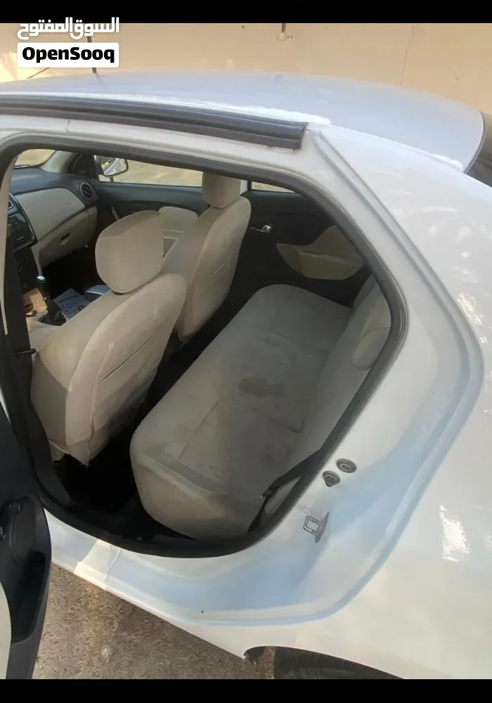 Renault Symbol 2016 photo 4