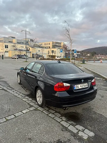 BMW 325I 2006 photo 4
