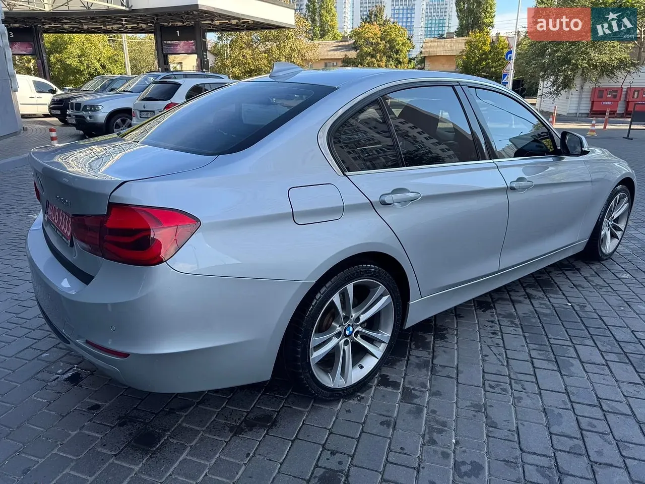 BMW 3 Series 2016 photo 4