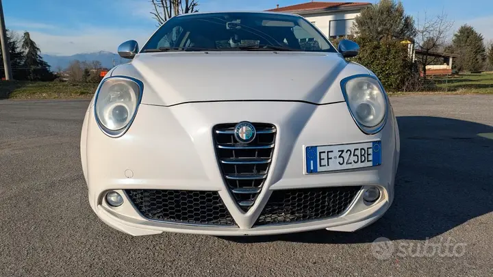 Alfa Romeo Mito 2011 photo 4