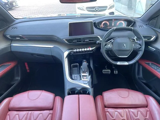 Peugeot 3008 2021 photo 2