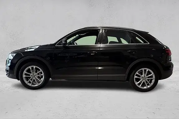 Audi Q3 2013 photo 2