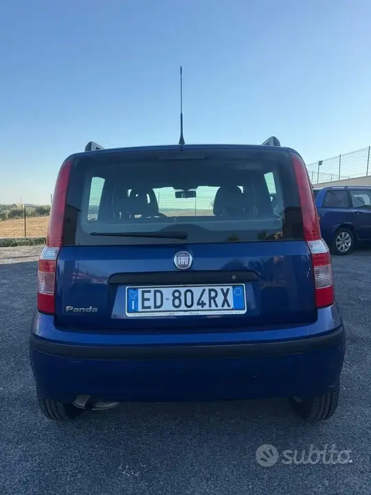 Fiat Panda 2011 photo 4