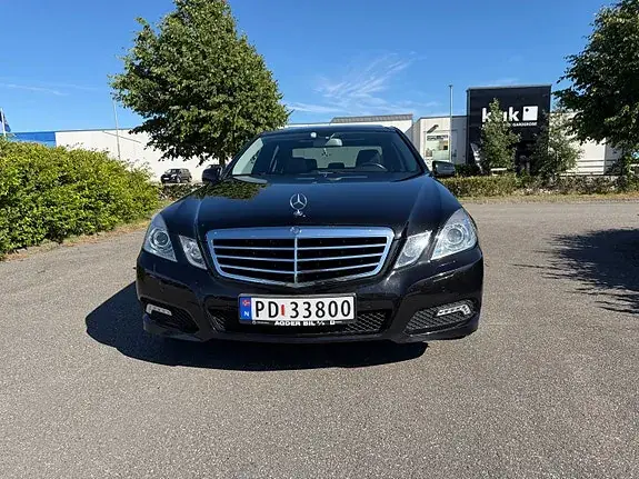 Mercedes-Benz E 220 2010 photo 2