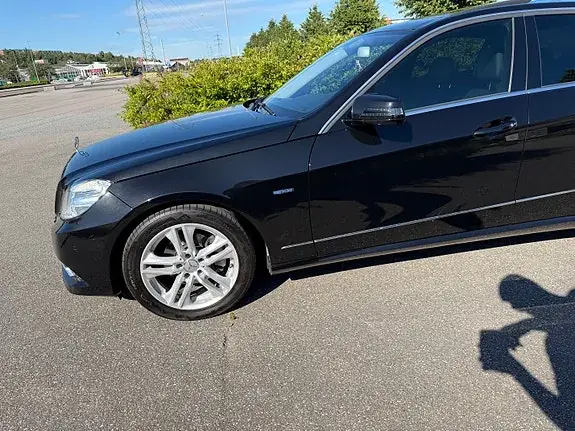 Mercedes-Benz E 220 2010 photo 5