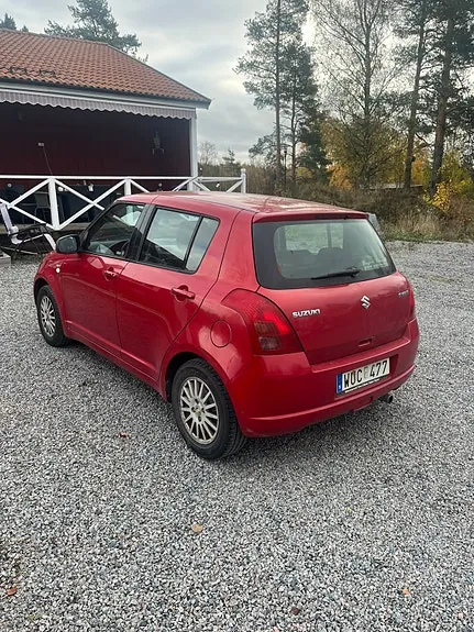 Suzuki Swift 2005 photo 3