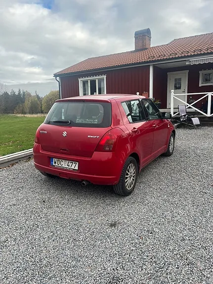 Suzuki Swift 2005 photo 2