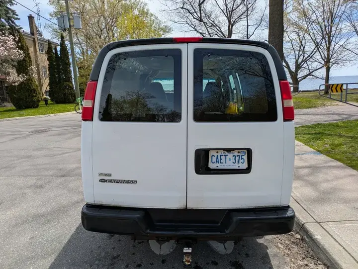 Chevrolet Express 2008 photo 4