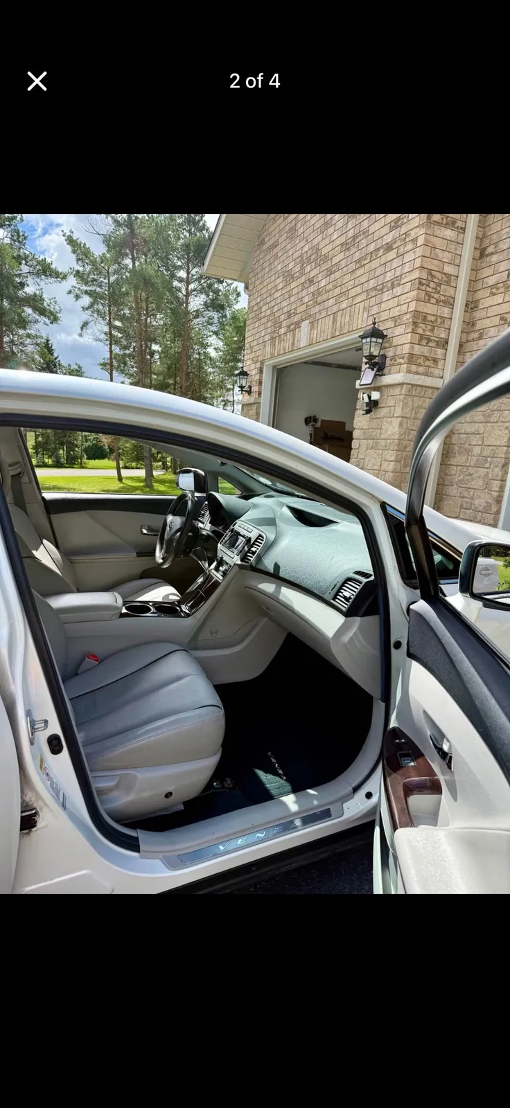 Toyota Venza 2011 photo 2